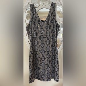 Cute snake skin sequined sleeveless dress